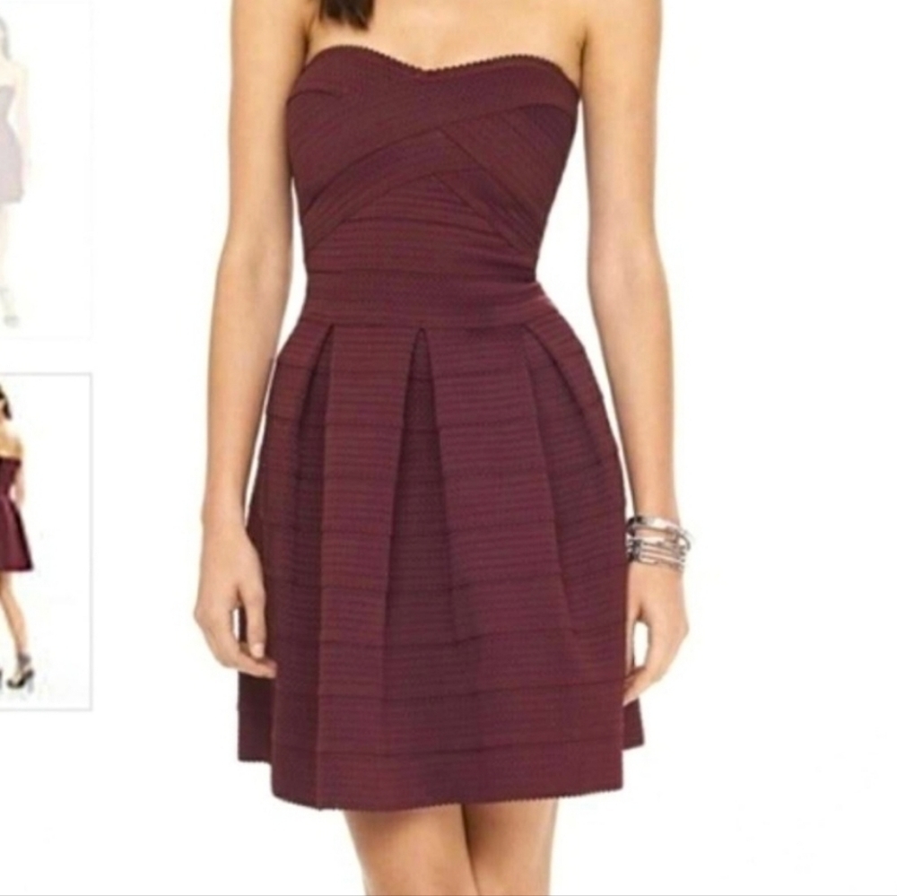 Express Strapless Sweetheart Pleated Skater Dress Maroon Wine NWT Size M - Picture 3 of 17